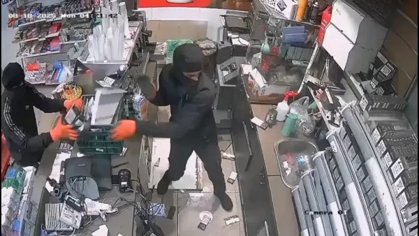 תוך פחות מ-48 שעות: רעולי הפנים שדדו שוב פיצוציה, הפעם בדימונה (תיעוד)