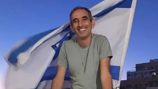 שבים הביתה: כמעט שנתיים אחרי הטבח – קהילת נירים עוזבת את באר שבע וחוזרת לקיבוץ