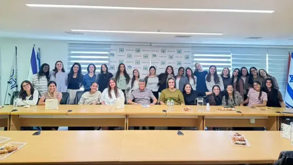 'שגרירות מצוינות של ערכים, נתינה ושליחות': אופקים קיבלה את פני מתנדבות השירות הלאומי