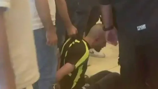 פיגוע דקירה בקיבוץ צובה: שוטר מימ''ר נגב שהיה בחופשה השתלט על המפגע (תיעוד)