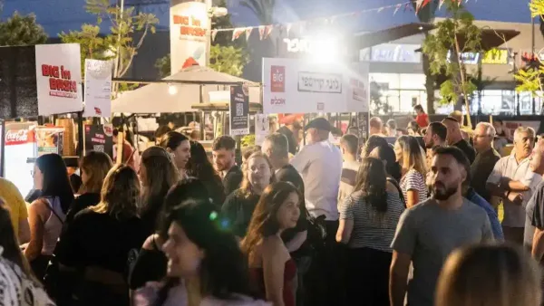 פסטיבל הבירה הגדול של באר שבע יוצא לדרך: 28-29 באוקטובר בביג החדש. עשרות מותגי בירה, דוכני אוכל מושקעים, הופעות חיות ופעילויות ברוח האוקטוברפסט.