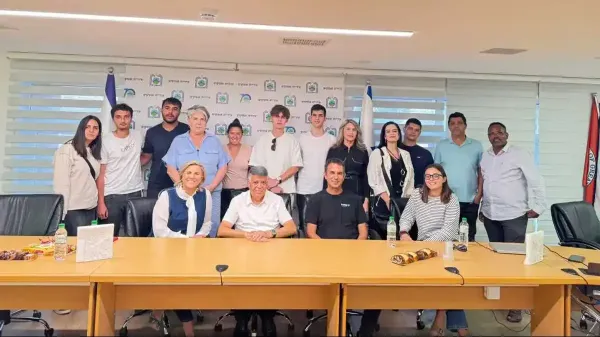גאווה גדולה באופקים: תשעה מבוגרי 'עתידים' התקבלו למסלולי האקדמיה בצה''ל