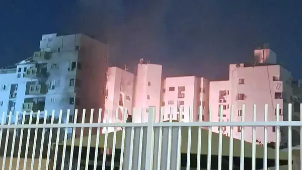 צפו | שריפה בנווה זאב: ''להבות עלו מהבניין''