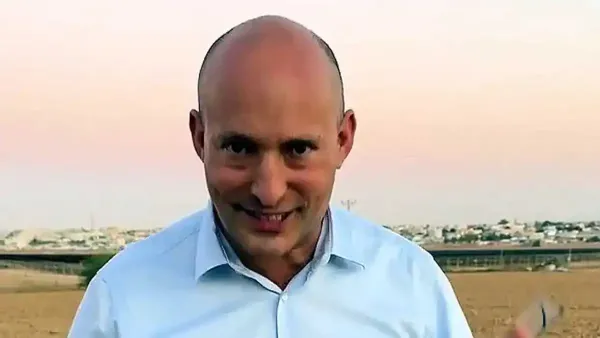 בנט ביקר בנגב ובחר את הבדואים כמטרה: 'ניסיון ילדותי לעורר פחד וסלידה'