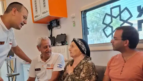 עברה בדיקה שגרתית - וחייה ניצלו בנס