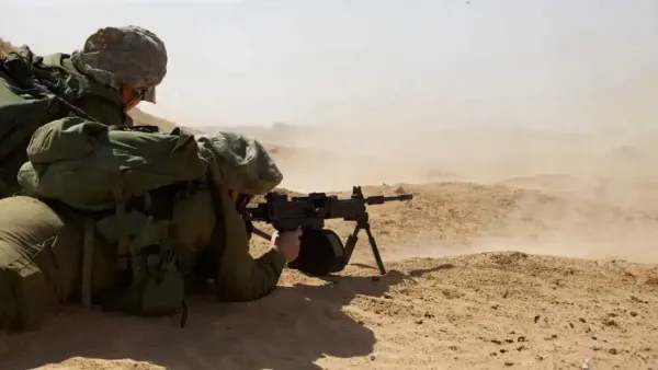 דימונה נרתמת לחזית: מגייסת פלוגת מילואים מקומית – עם נשק וציוד לחימה בבתים