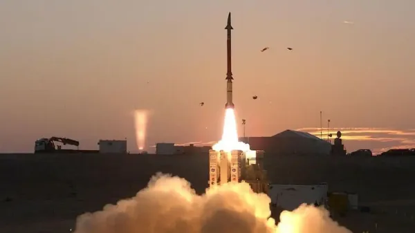 טיל קלע דוד בצילום של דובר צה''ל