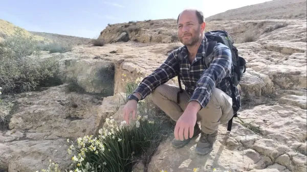 אביתר באר, מנהל חוות בודדים בנגב ומתמודד לכנסת