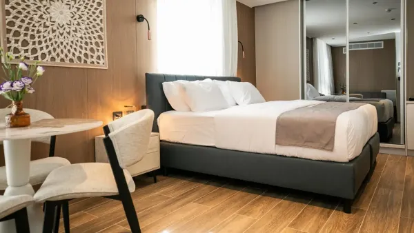 מבנה היסטורי ששופץ והפך למלון יוקרתי בבאר שבע