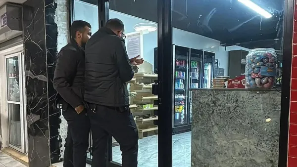 אילוסטרציה משטרה סוגרת בית עסק לאחר העסקת שוהה בלתי חוקי