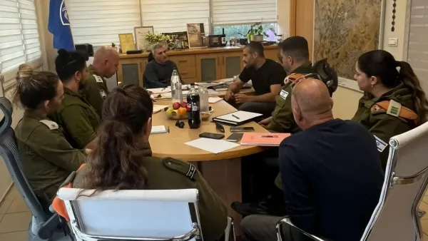 מפגש עם פיקוד העורף בלשכת ראש המועצה