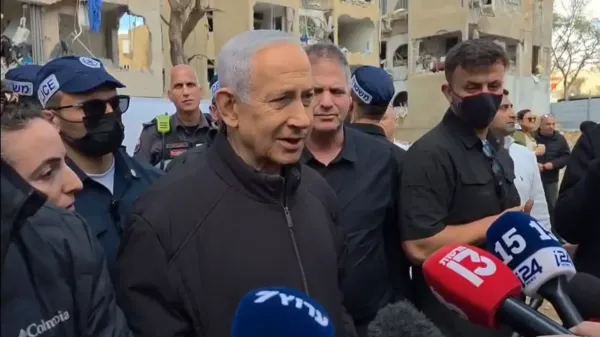 ראש הממשלה בזירת האירוע בערד