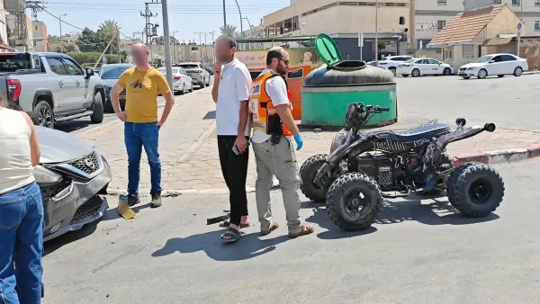 זירת תאונה בדימונה שבה נפצע נער שרכב על טרקטורון חשמלי.