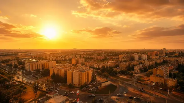 מזג אוויר חם ושרבי בבאר שבע במהלך גל חום כבד בנגב.