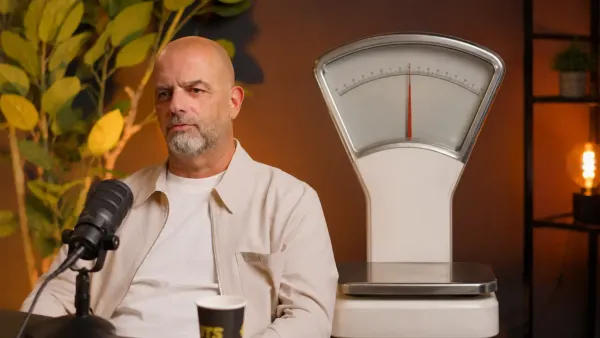 אייל רביד מנכ"ל ויקטורי חוגג את אליפות הפועל באר שבע לאחר הניצחון על מכבי תל אביב בטרנר