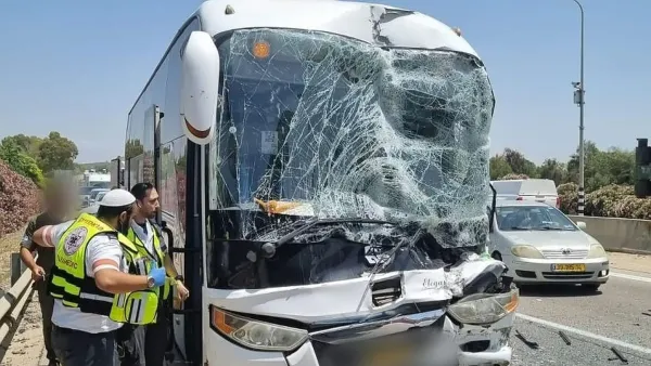 אוטובוס עירוני בבאר שבע על רקע עומסי תנועה ותאונות דרכים בעיר