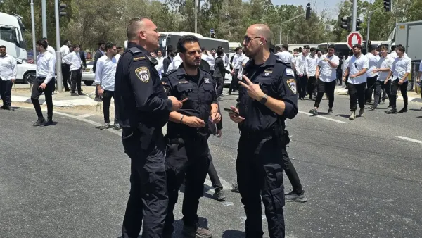 כוחות משטרה פועלים בצומת גילת בעקבות חסימת נתיבי תנועה