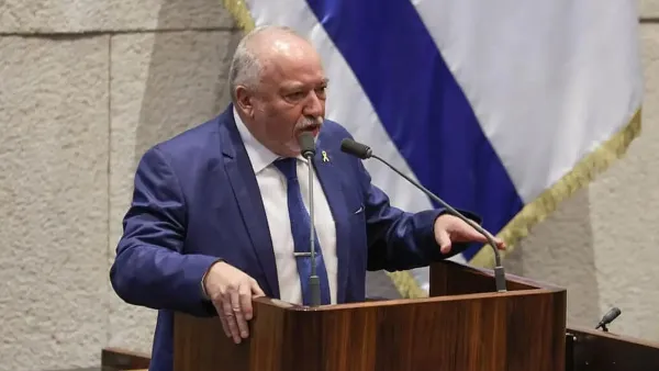 ליברמן: 'הגיע הזמן לבטל את כיתה י''ב ולהקדיש אותה להכנה לחיים הבוגרים'