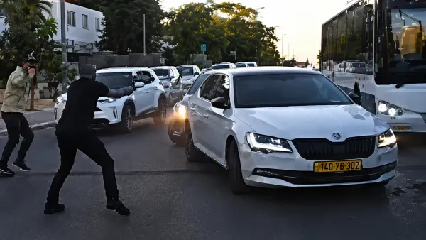 ניידת משטרה במהלך פעילות מבצעית בבאר שבע