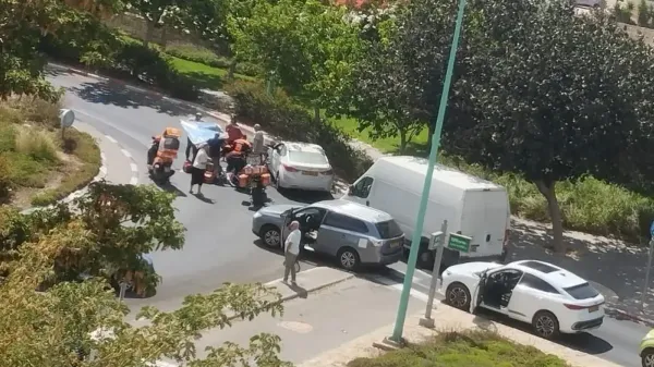 באר שבע: הולך רגל כבן 80 נפגע מרכב - מצבו קשה