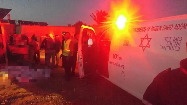 ניידת משטרה בזירת אירוע רצח בתל שבע