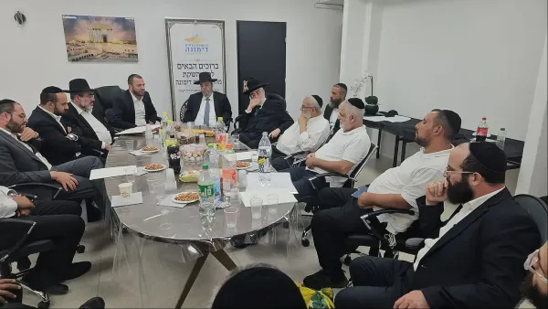 מהפך הבד''ץ בדימונה: עסקים ראשונים הצטרפו לכשרות המהודרת