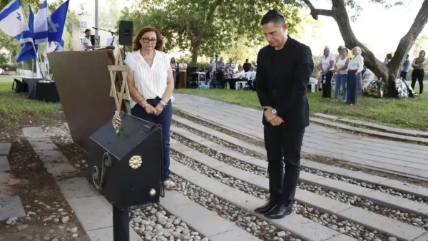 באר שבע התייחדה עם זכר קורבנות הפיגועים נגד הקהילה היהודית ושגרירות ישראל בארגנטינה
