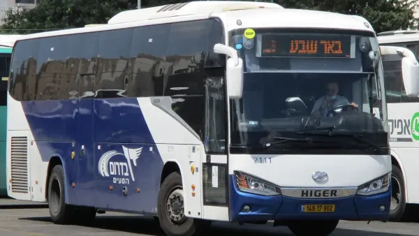 הנוסעים חיכו בתחנה, אך האוטובוס לא הגיע: קו 464 בוטל ללא הודעה