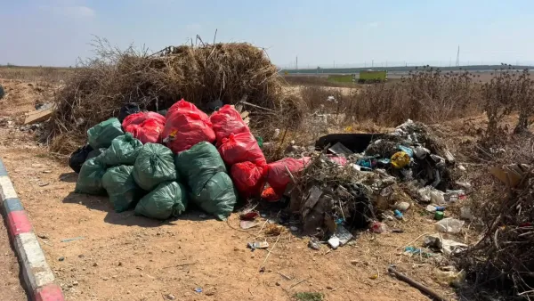  עשרות טונות אשפה פונו מצומת בית קמה, שעובר שידרוג משמעותי