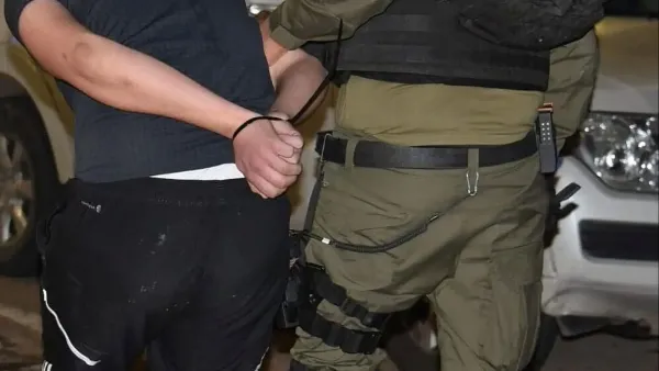  ניידת משטרה בבאר שבע בעקבות חקירת חטיפה וסחיטה באיומים