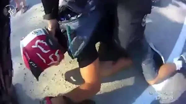 שיקגו ברחובות באר שבע: אופנוען השתולל בכביש, כך זה נגמר (וידאו)