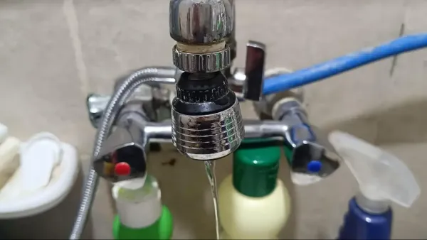 ברז מים על רקע שיבושים באספקת המים בשכונות באר שבע