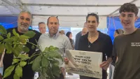 נטיעת שתיל לזכר רן גואילי ז"ל ביער התחייה בעוטף עזה בט"ו בשבט
