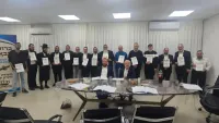 משתתפי קורס משגיחי כשרות בדימונה בטקס הסיום בשיתוף מכון כתר ההלכה
