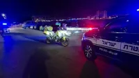 ניידת משטרה בזירת אירוע דקירה בבאר שבע בעקבות ויכוח בכביש
