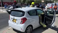 תאונת שרשרת בבאר שבע, לכודה חולצה מרכב