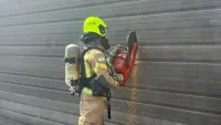 שריפה במפעל בנאות חובב: צוותי כיבוי מבאר שבע פועלים בזירה