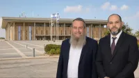 סגן ראש עיריית באר שבע שמעון טובול ויו"ר מפלגת נעם אבי מעוז על רקע הכנסת