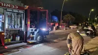 שני לכודים חולצו מדירה בוערת באופקים